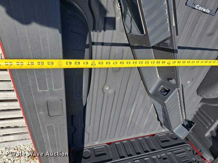 image for item EJ5592 Ford  F350 pickup bed