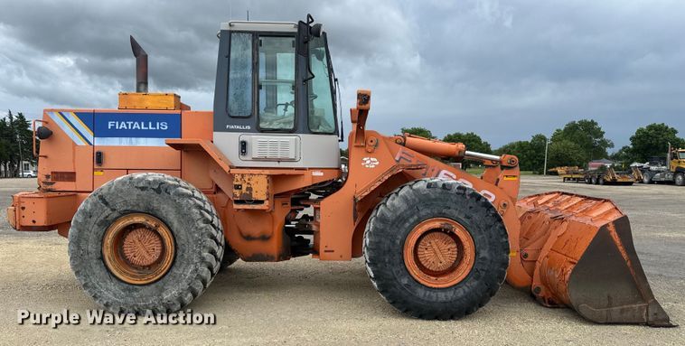 image for item EK1366 1996 Fiat-Allis FR160.2 wheel loader