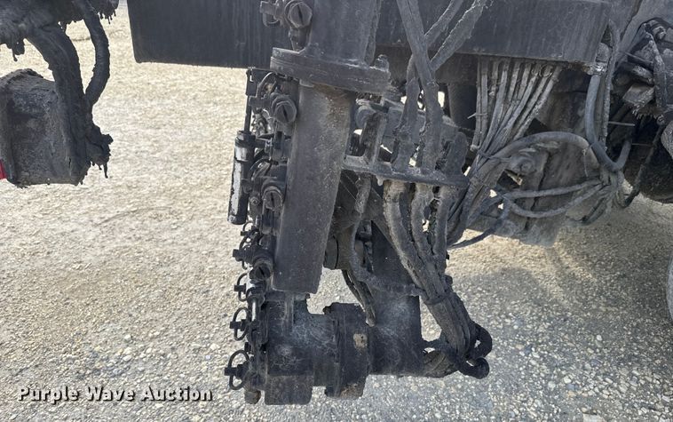 image for item EK1367 1999 Sterling L-Line oil distributor truck