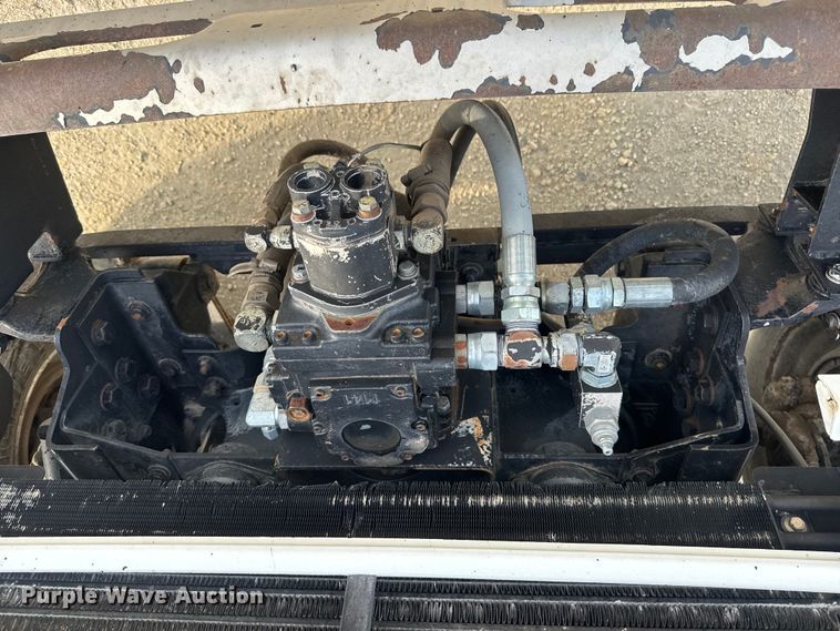 image for item EK1367 1999 Sterling L-Line oil distributor truck