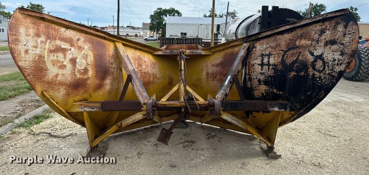 image for item EK1368 Balderson motor grader snow plow