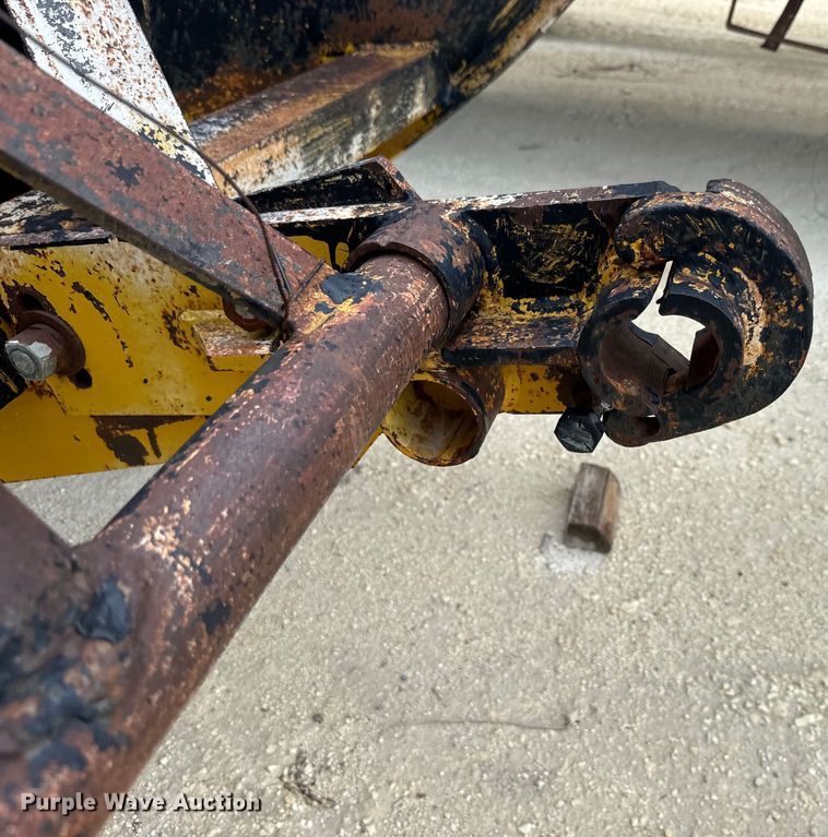 image for item EK1369 Balderson BV11 motor grader snow plow