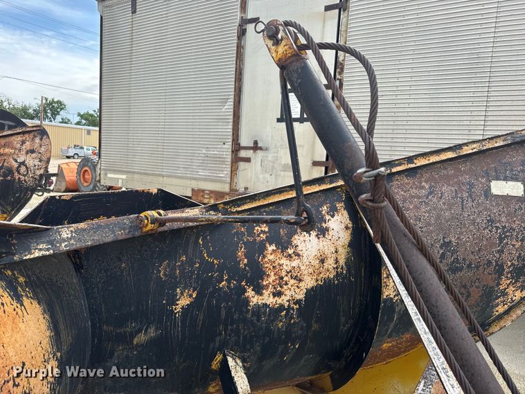 image for item EK1369 Balderson BV11 motor grader snow plow