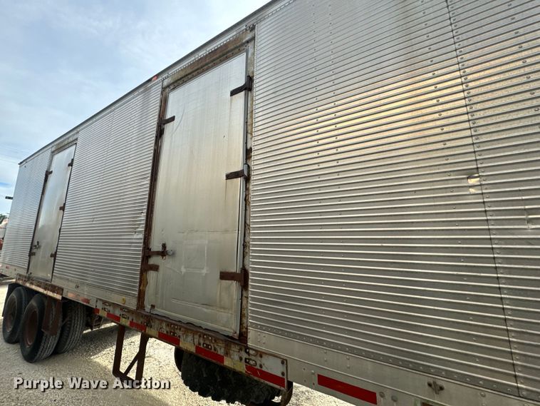 image for item EK1371 1980 Fruehauf FB8-P2-40 dry van trailer