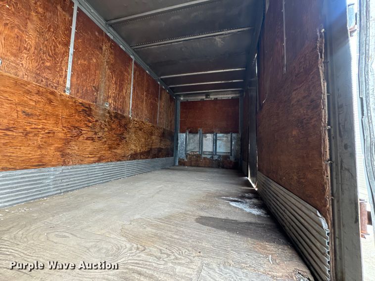 image for item EK1371 1980 Fruehauf FB8-P2-40 dry van trailer