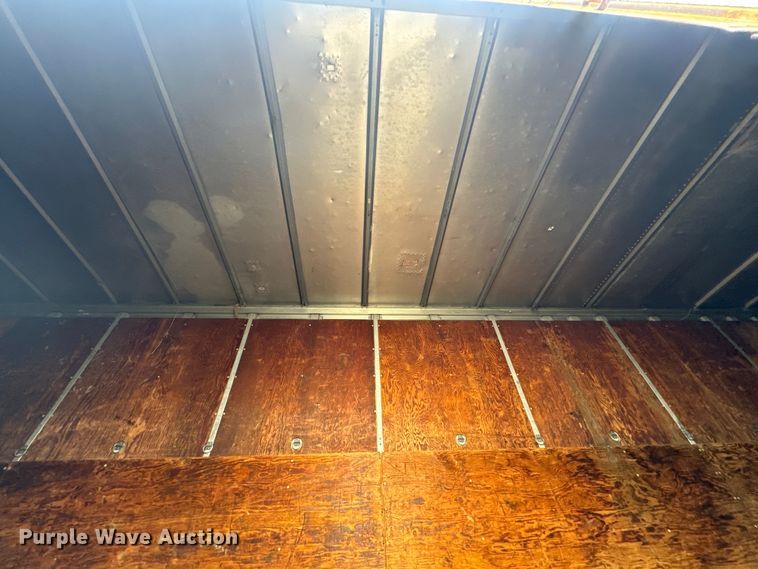 image for item EK1371 1980 Fruehauf FB8-P2-40 dry van trailer