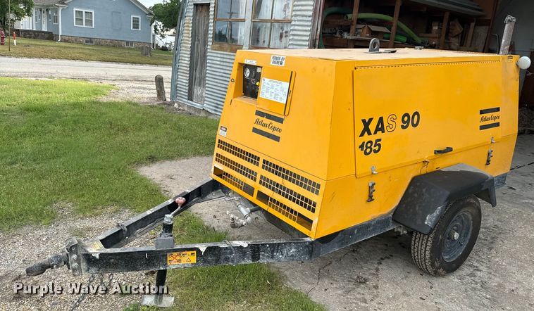 image for item EK1372 1993 Atlas Copco XAS 90JD air compressor
