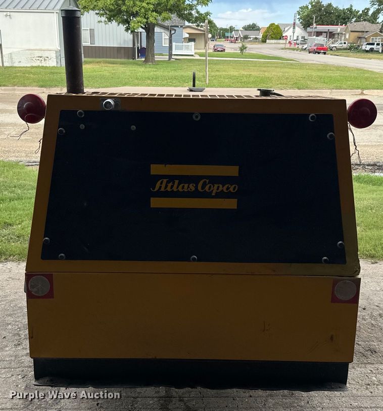 image for item EK1372 1993 Atlas Copco XAS 90JD air compressor