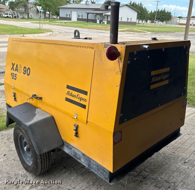 image for item EK1372 1993 Atlas Copco XAS 90JD air compressor
