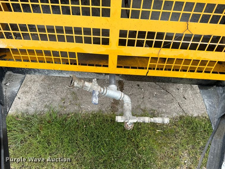 image for item EK1372 1993 Atlas Copco XAS 90JD air compressor