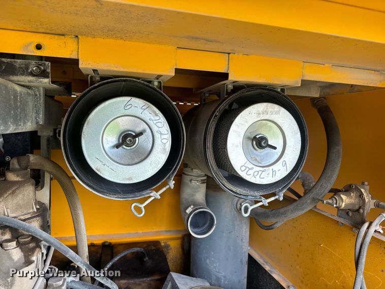 image for item EK1372 1993 Atlas Copco XAS 90JD air compressor