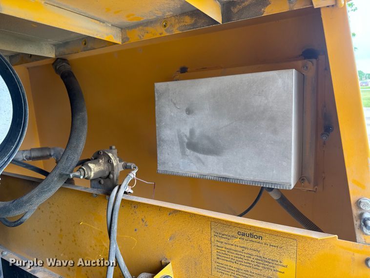 image for item EK1372 1993 Atlas Copco XAS 90JD air compressor