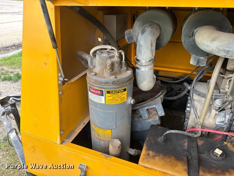 image for item EK1372 1993 Atlas Copco XAS 90JD air compressor