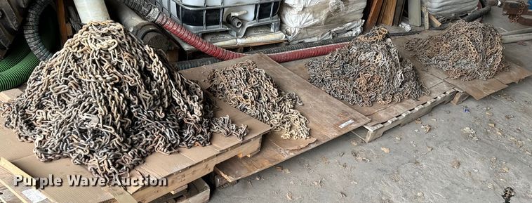 image for item EK1373 Motor grader tire chains