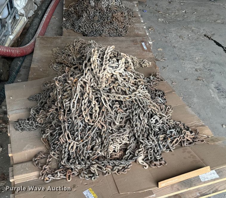 image for item EK1373 Motor grader tire chains