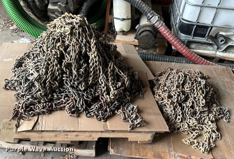 image for item EK1373 Motor grader tire chains