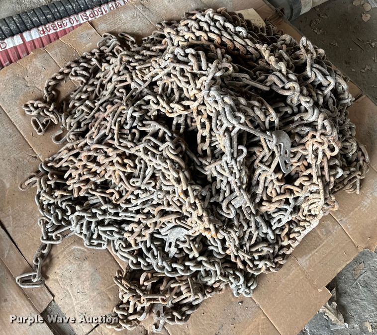 image for item EK1373 Motor grader tire chains