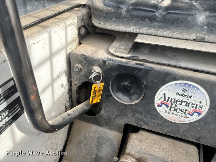 image for item EK1374 1992 Bobcat 440B skid steer loader