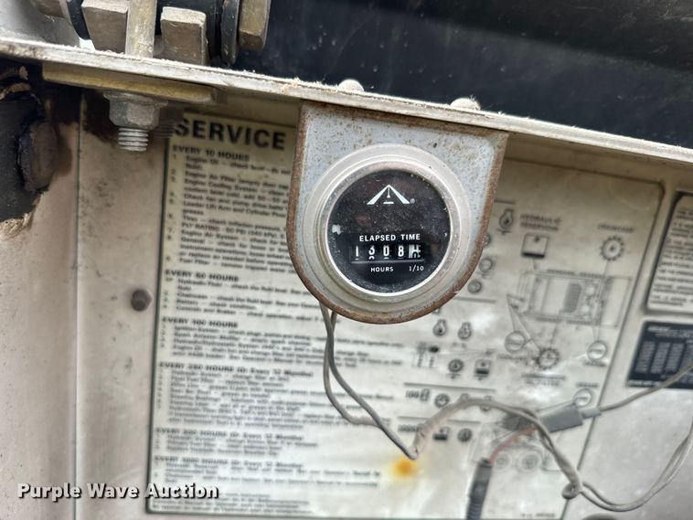 image for item EK1374 1992 Bobcat 440B skid steer loader