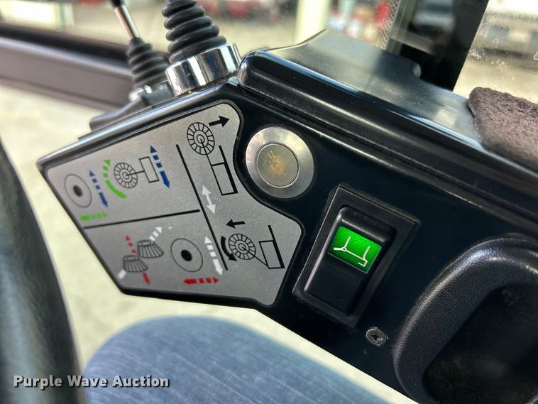 image for item EK4620 2016 Ravo B.V Ravo 5 Series 540 street sweeper