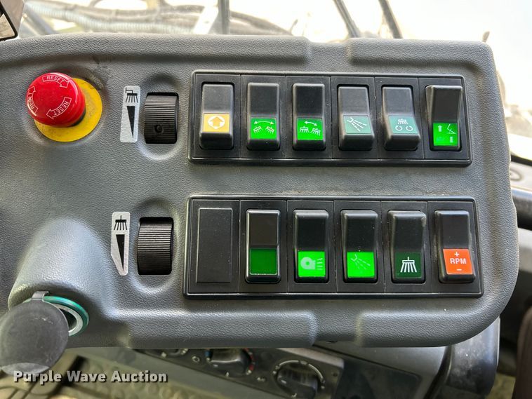 image for item EK4620 2016 Ravo B.V Ravo 5 Series 540 street sweeper