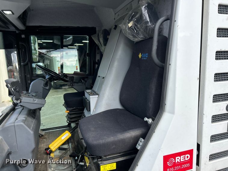 image for item EK4620 2016 Ravo B.V Ravo 5 Series 540 street sweeper