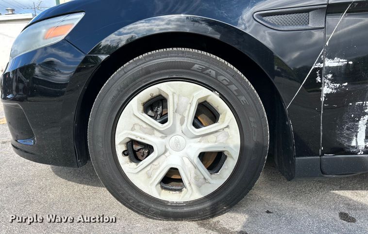 image for item EK4623 2013 Ford Taurus Police Interceptor 