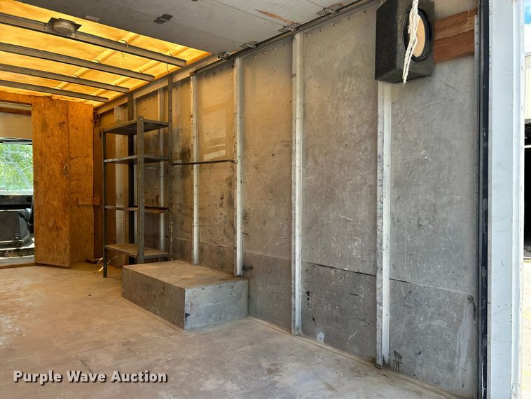 image for item EK4629 1999 Chevrolet P30 delivery van