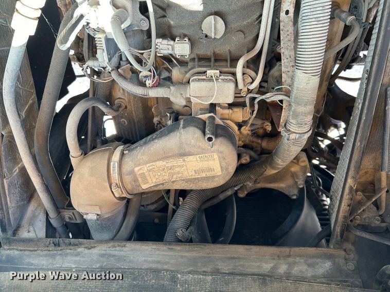 image for item EK4629 1999 Chevrolet P30 delivery van