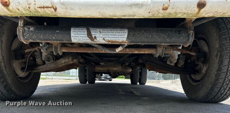 image for item EK4629 1999 Chevrolet P30 delivery van