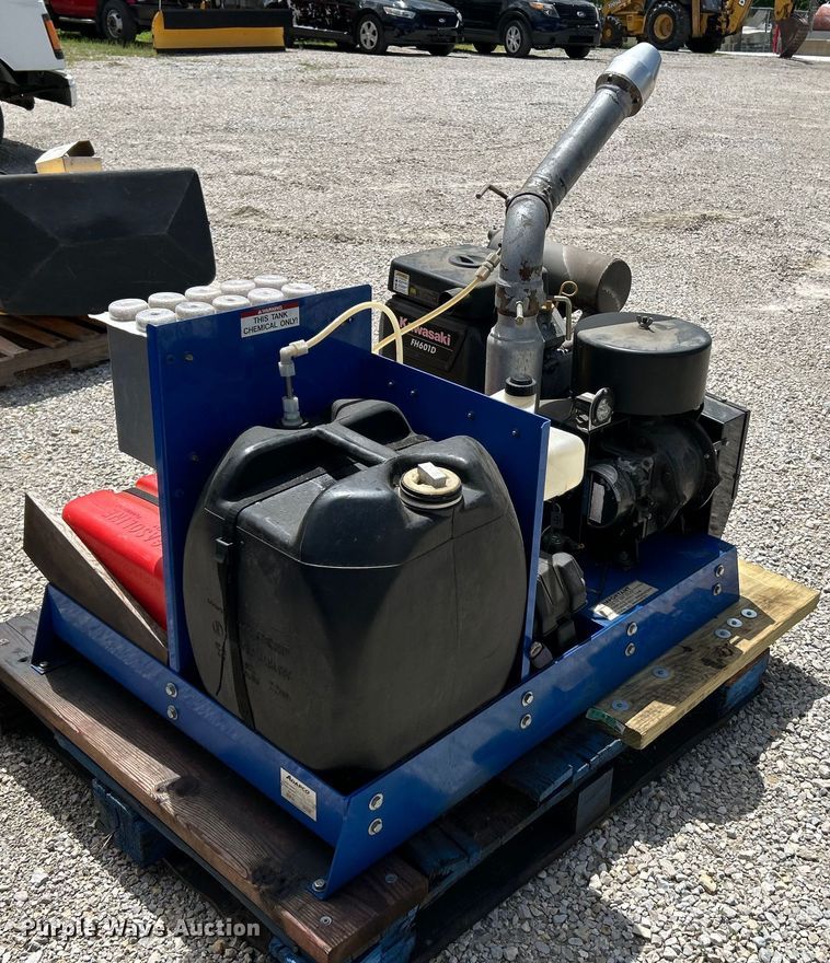 image for item EK4630 2015 Adapco Guardian 190ES mosquito fogger