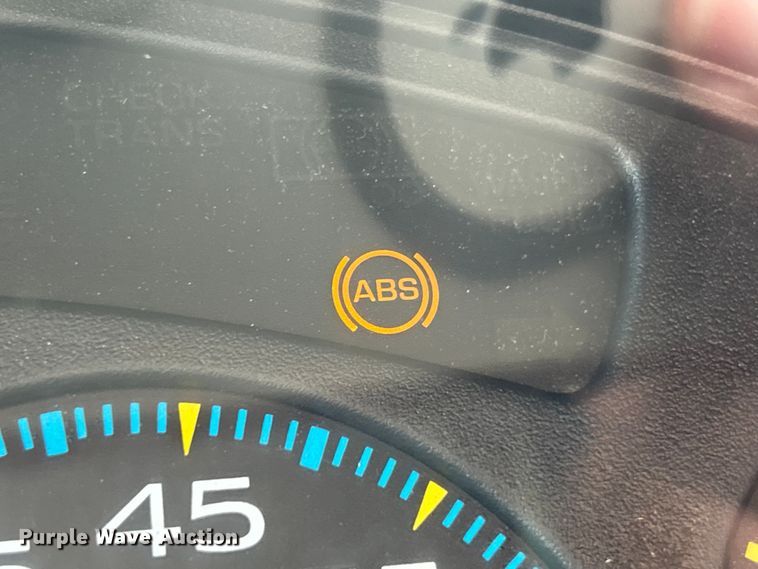 image for item EK4634 2004 International 7400 dump truck