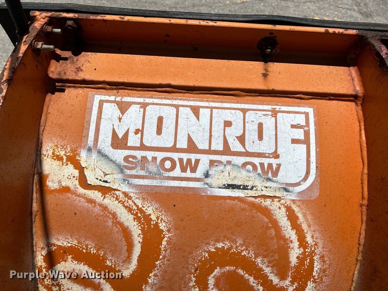 image for item EK4634 2004 International 7400 dump truck