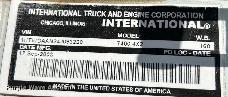image for item EK4634 2004 International 7400 dump truck