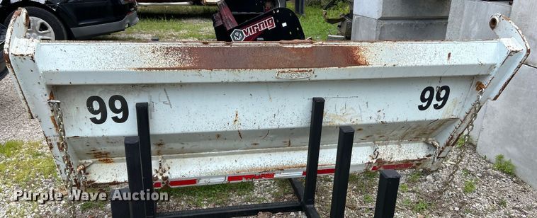 image for item EK4634 2004 International 7400 dump truck