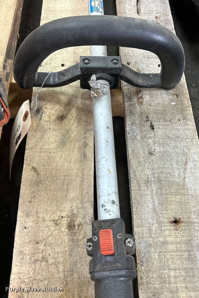 image for item EK4649 Lawn and garden equipment