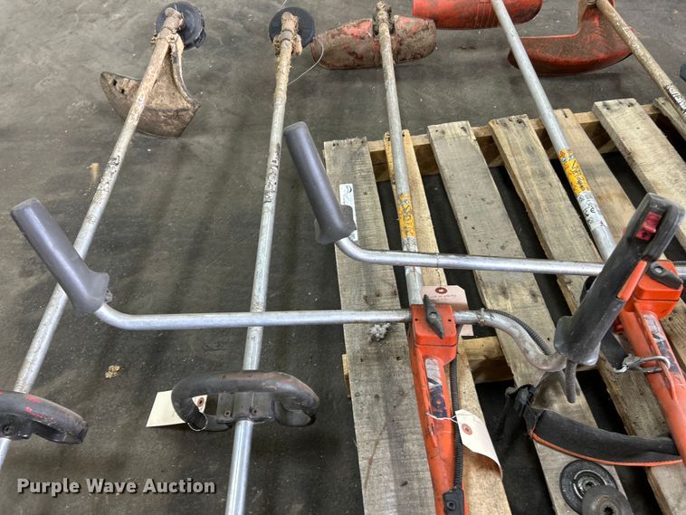 image for item EK4649 Lawn and garden equipment