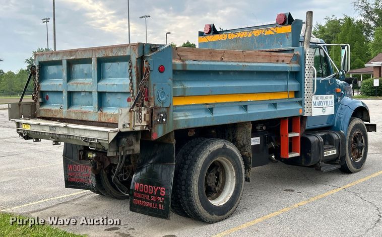 image for item EK4660 1998 International 4900 dump truck