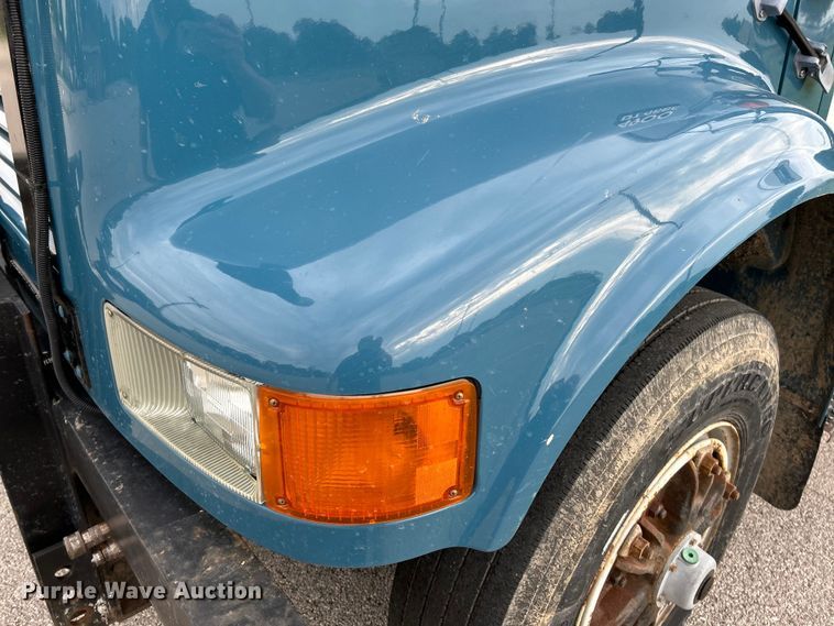 image for item EK4660 1998 International 4900 dump truck