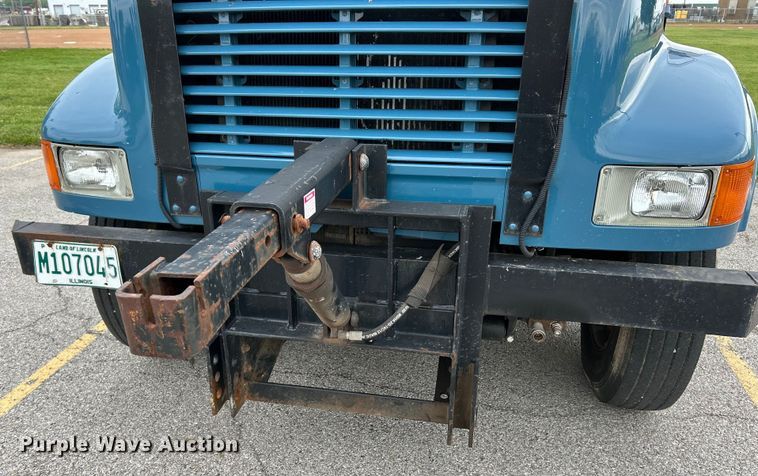 image for item EK4660 1998 International 4900 dump truck