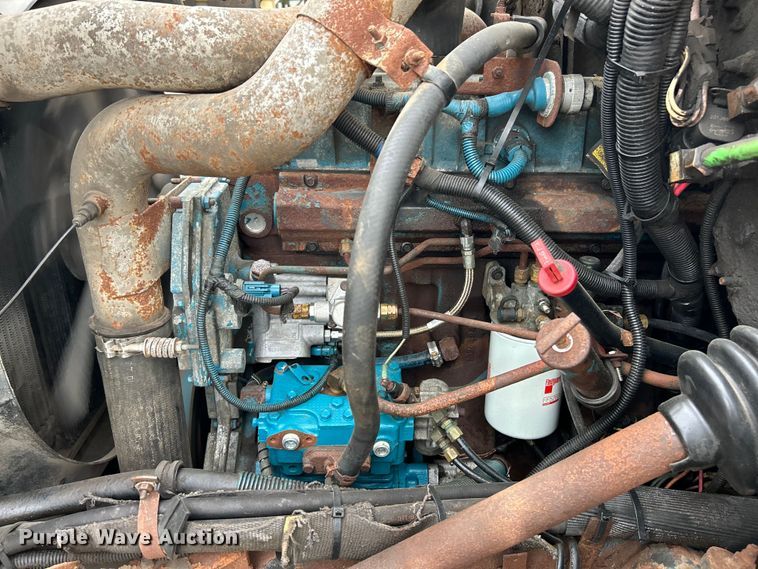 image for item EK4660 1998 International 4900 dump truck