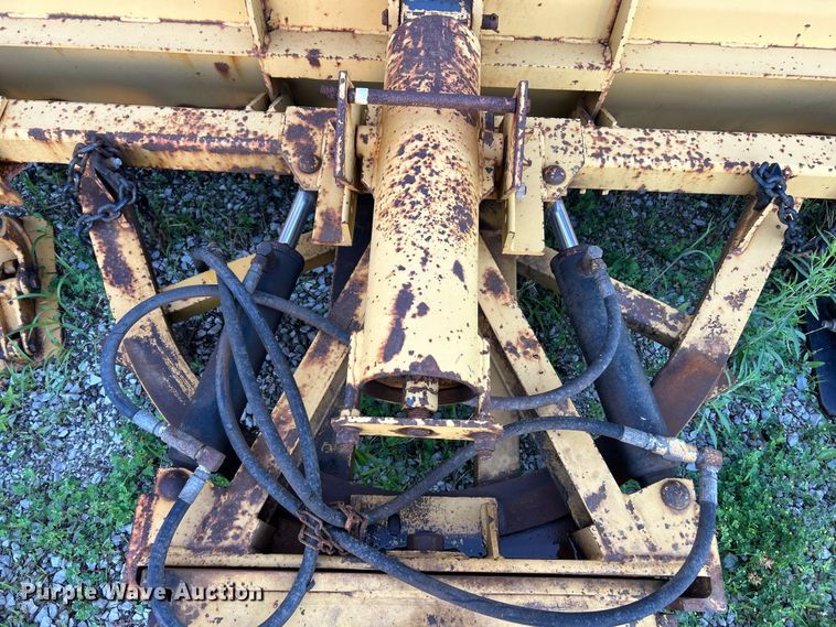 image for item EK4660 1998 International 4900 dump truck