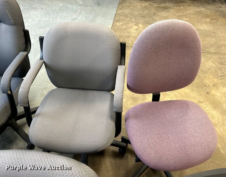 image for item EK4682 Chairs