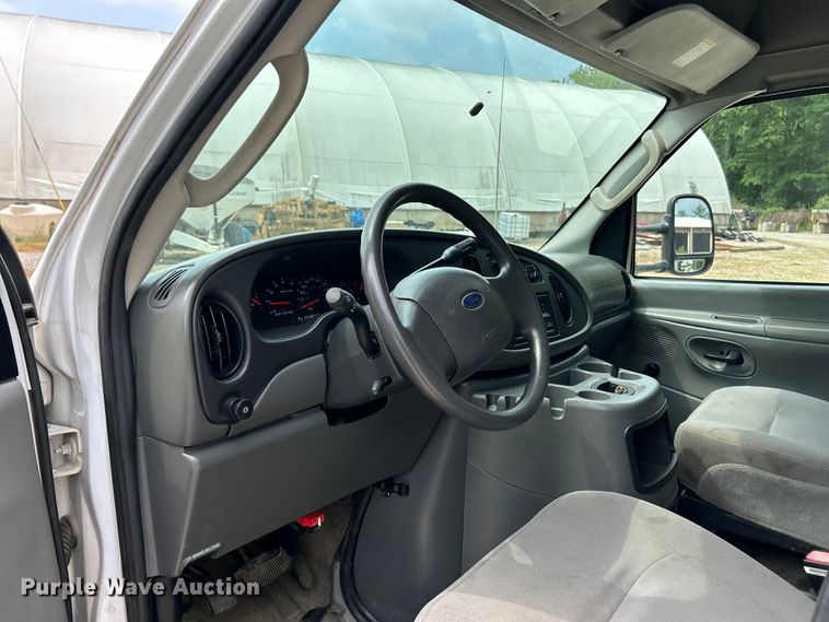 image for item EK4690 2005 Ford E450 Super Duty sewer inspection truck