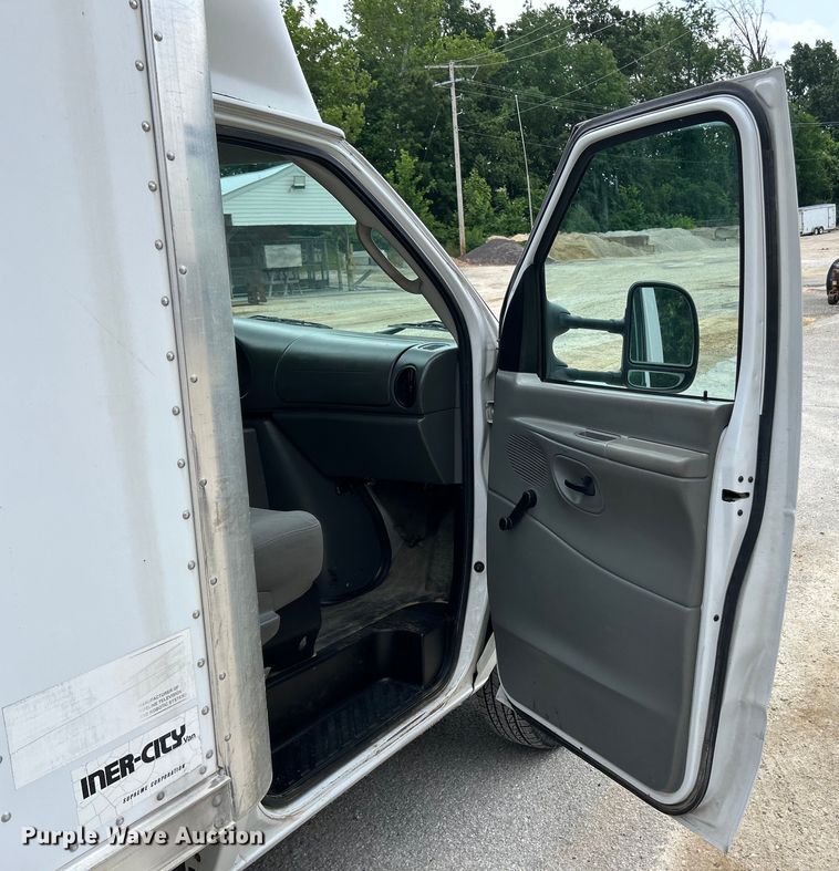 image for item EK4690 2005 Ford E450 Super Duty sewer inspection truck