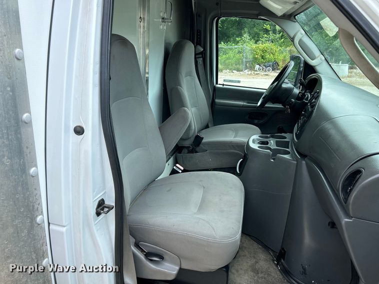 image for item EK4690 2005 Ford E450 Super Duty sewer inspection truck