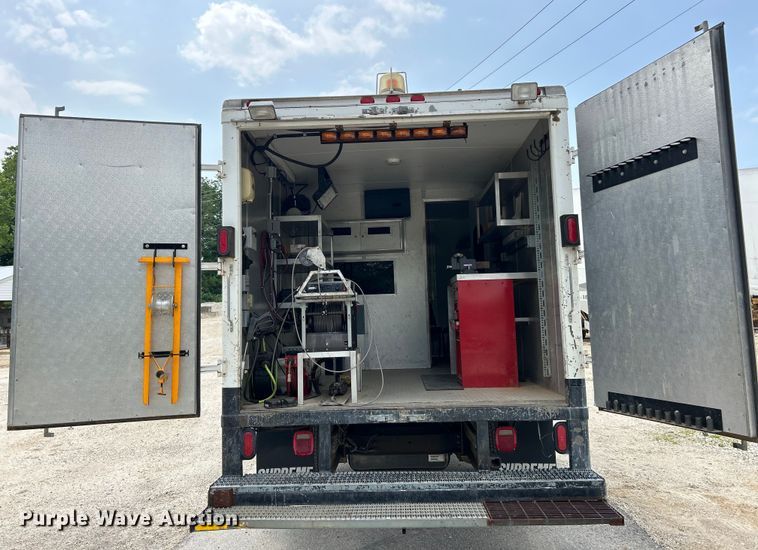 image for item EK4690 2005 Ford E450 Super Duty sewer inspection truck