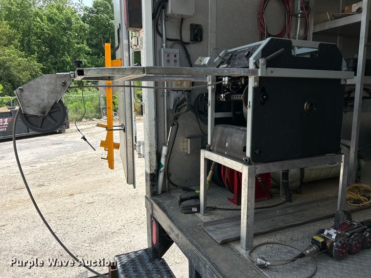 image for item EK4690 2005 Ford E450 Super Duty sewer inspection truck