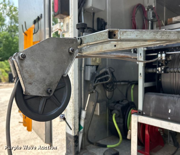 image for item EK4690 2005 Ford E450 Super Duty sewer inspection truck