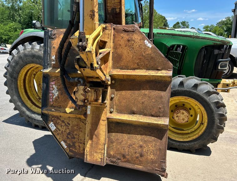 image for item EK4725 2003 John Deere  6320 MFWD tractor